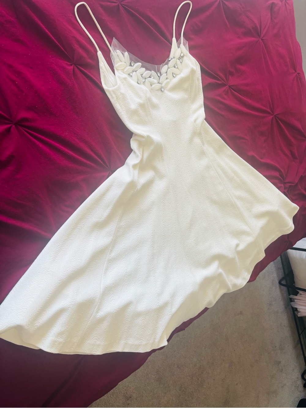Vera Wang Elegant Cream Cocktail Dress